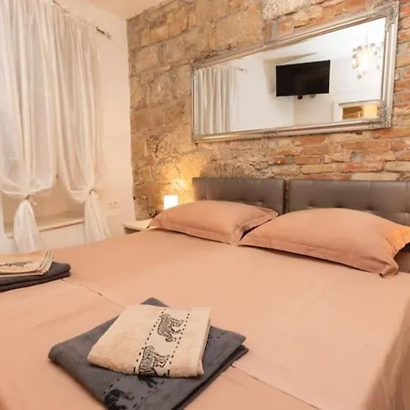 Apartmentthe Old Centar Of