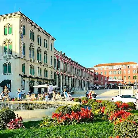 Apartmentthe Old Centar Of شقة